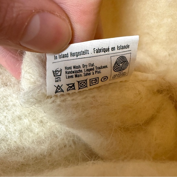 Samband of Iceland Vintage Wool Knit Hat - Picture 4 of 4